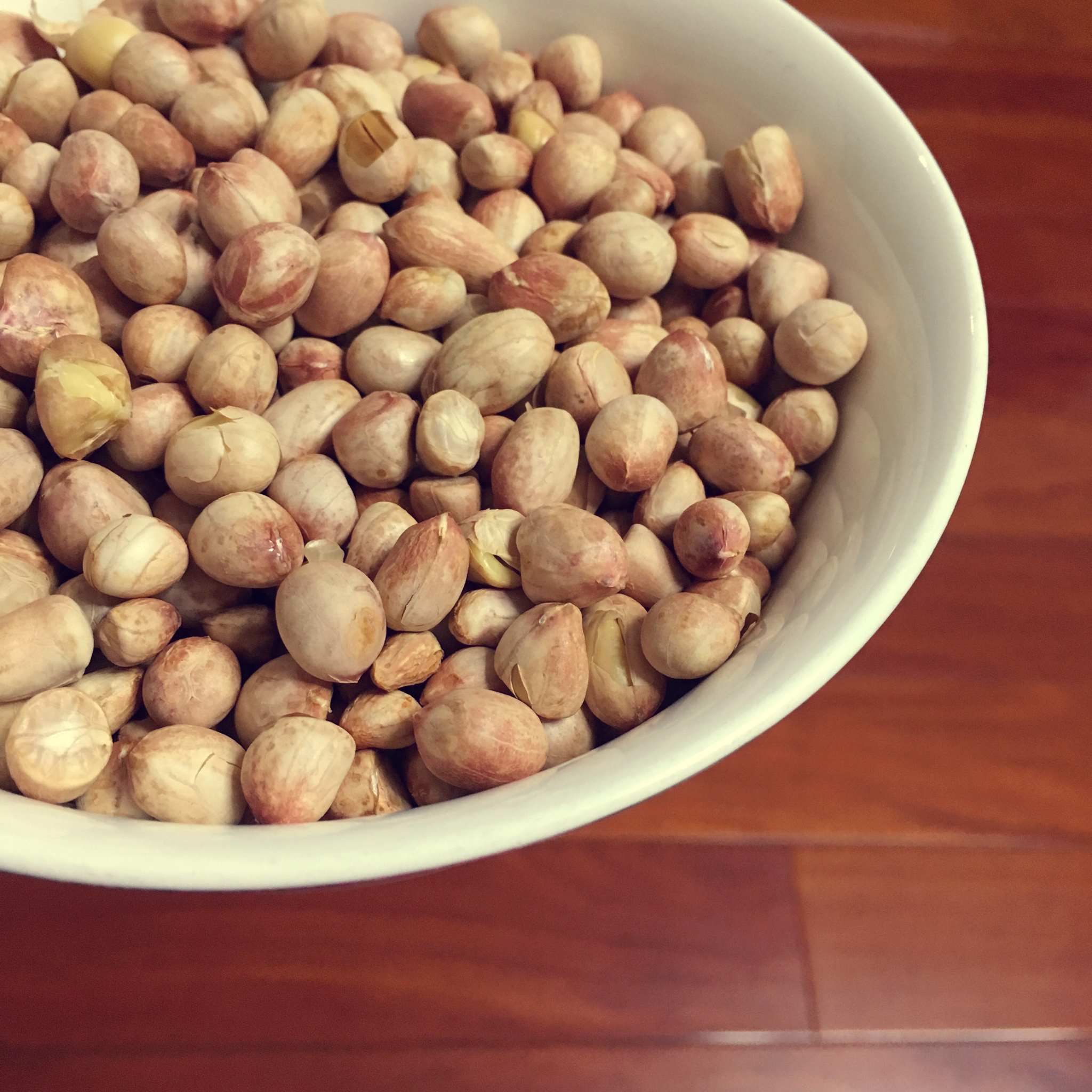 盐烤花生【附五香烤花生方法】