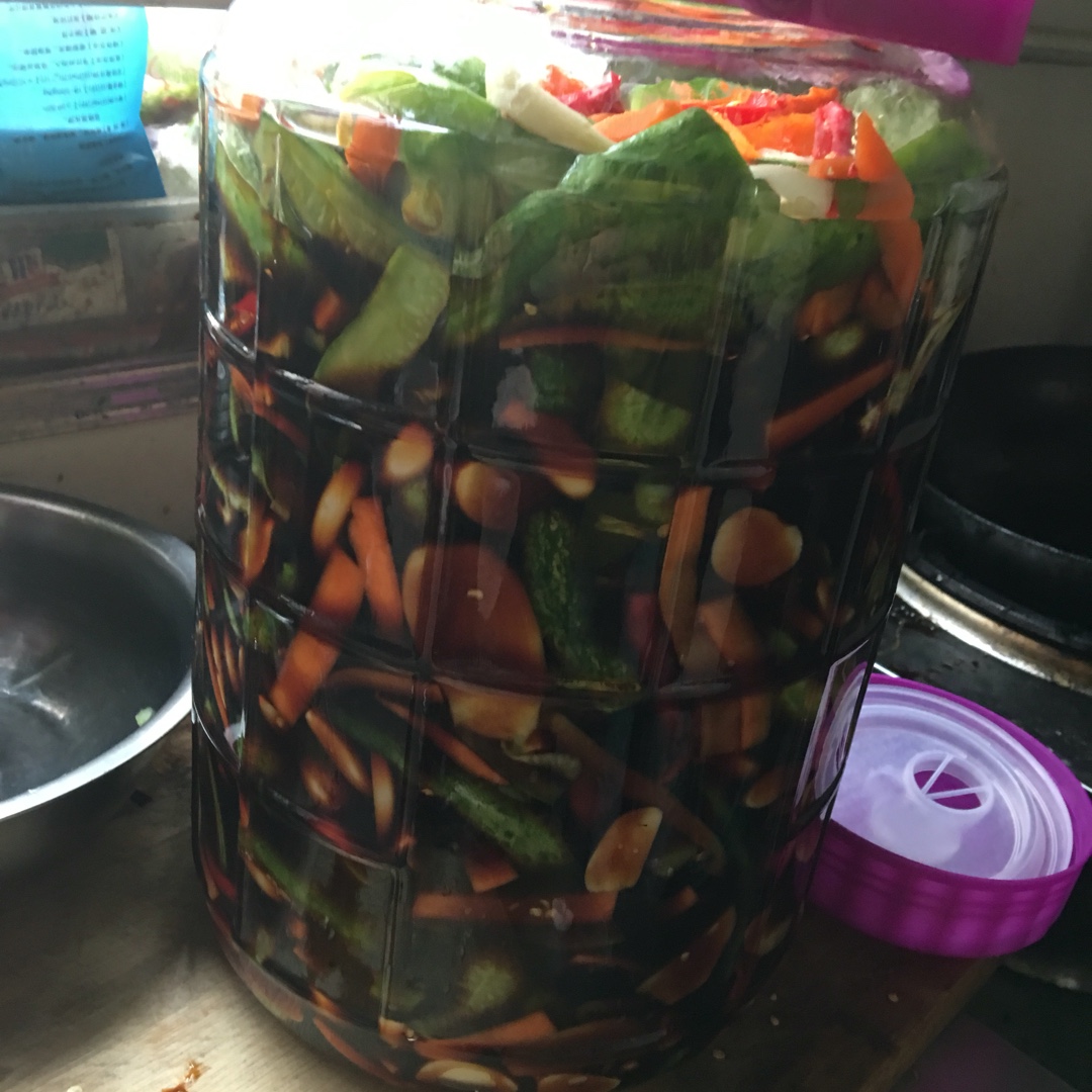 大份美味腌黄瓜