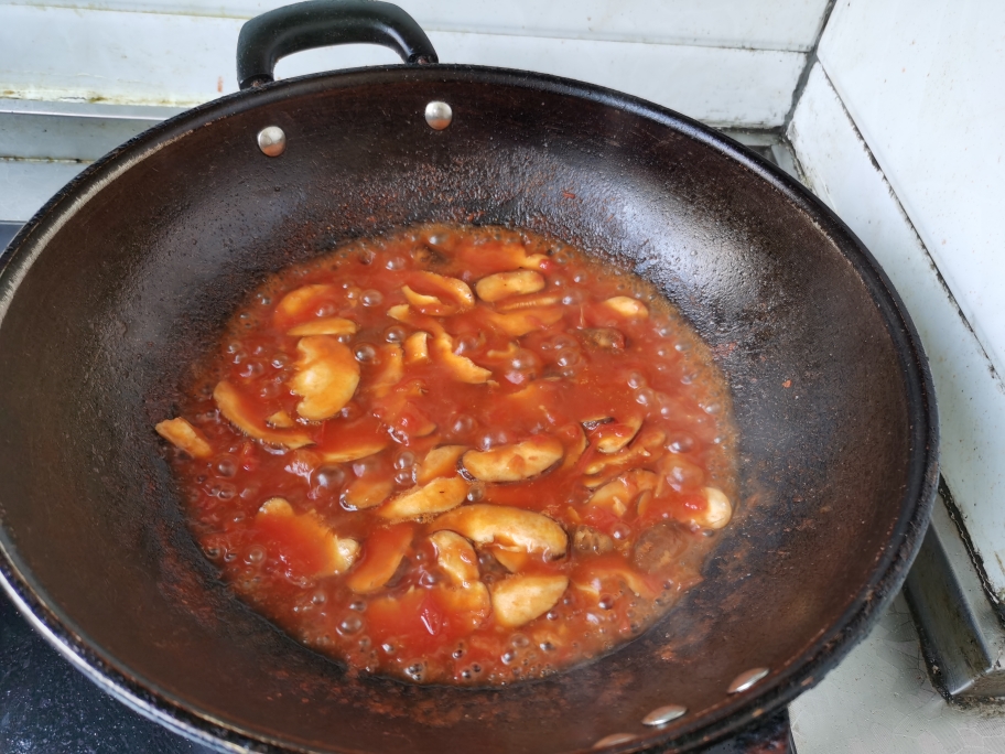 减脂西红柿香菇面的做法 步骤4
