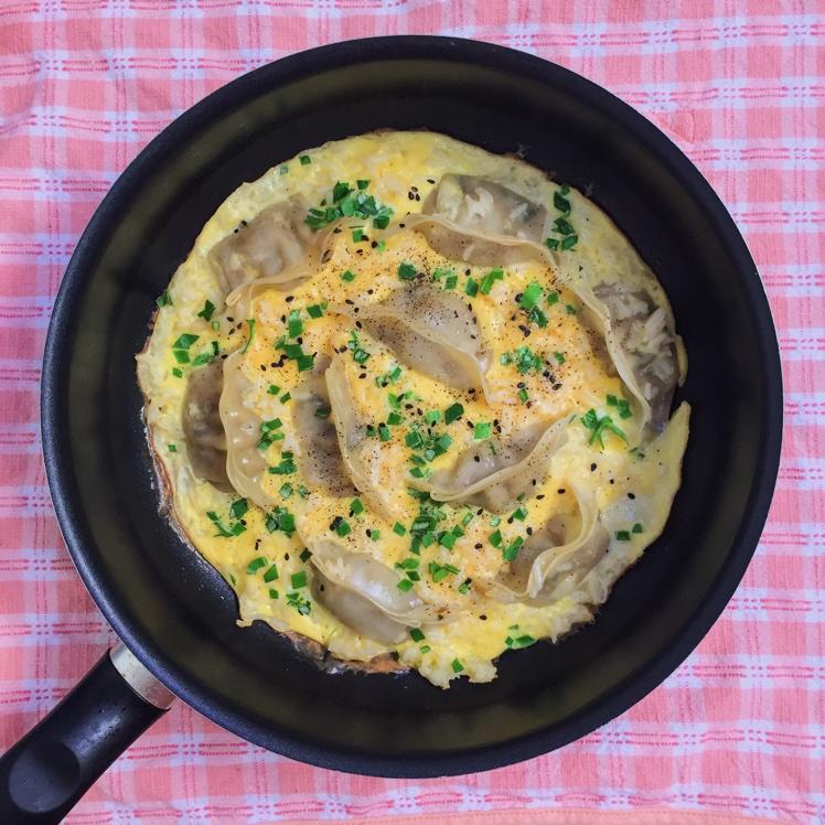 蛋抱煎饺（速冻饺）