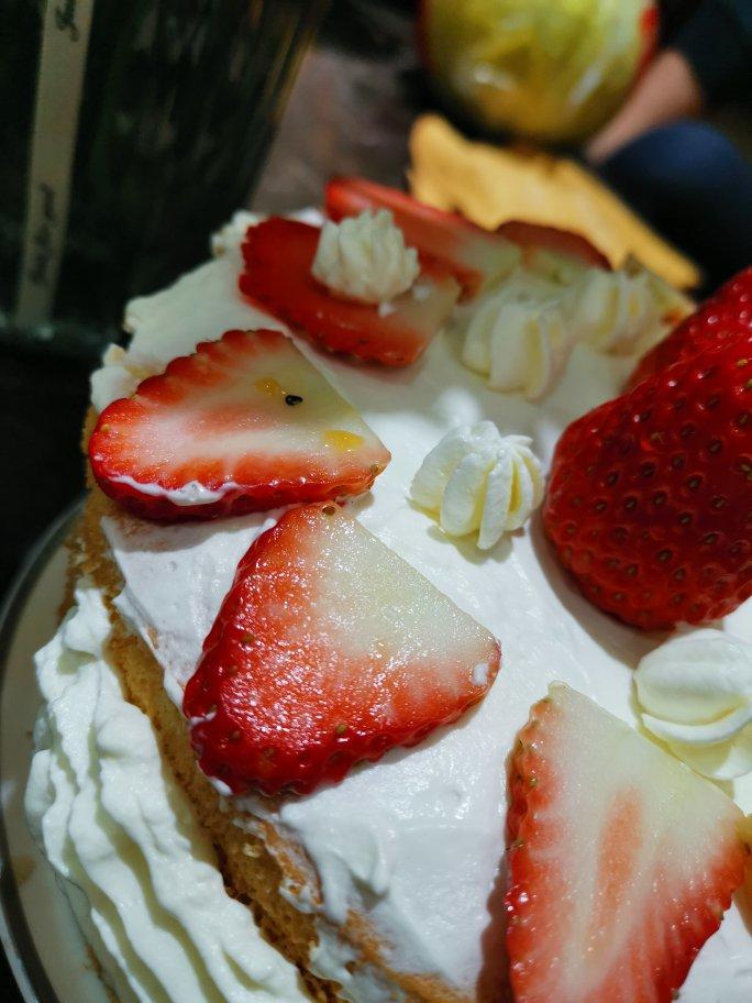 8寸水果生日蛋糕