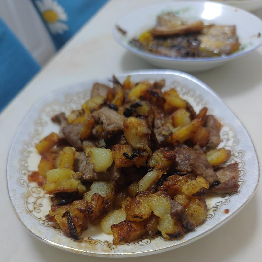 煎土豆牛肉