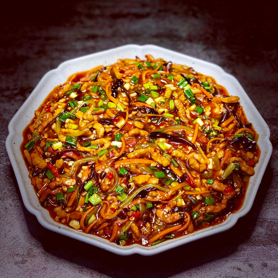 鹏妈在奔跑做的鱼香肉丝