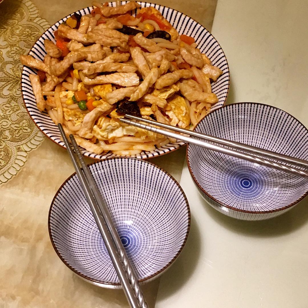 什锦炒乌冬面