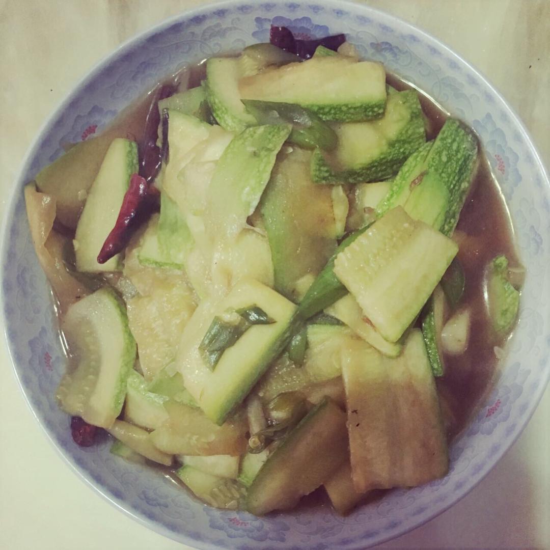 虾皮清炒西葫芦