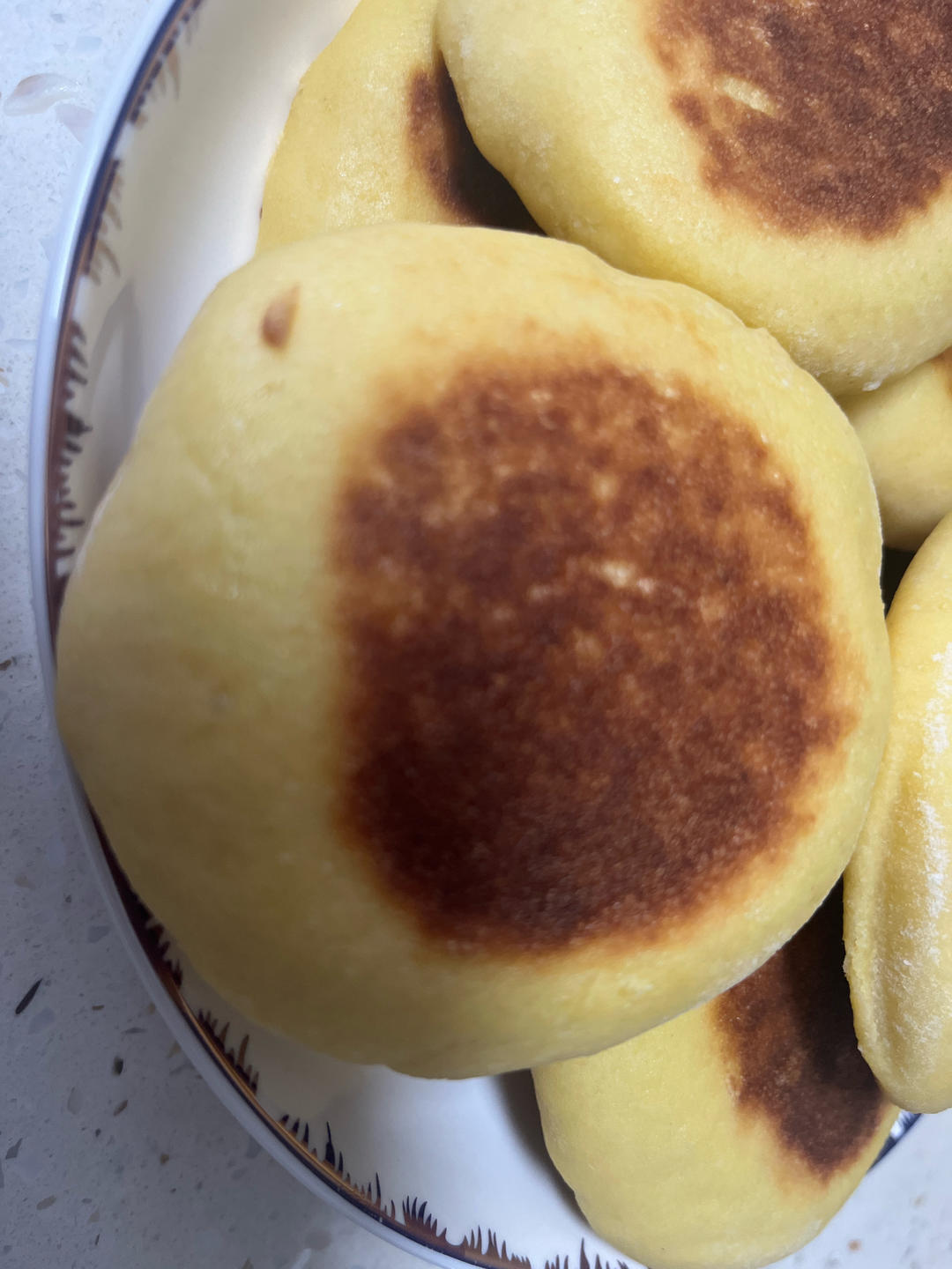 玉米面发面饼                       （口感细腻）