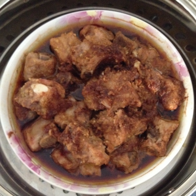蒜香沙茶排骨