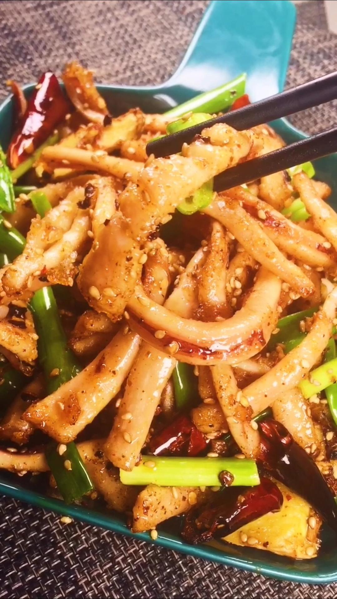 辣爆鱿鱼的做法