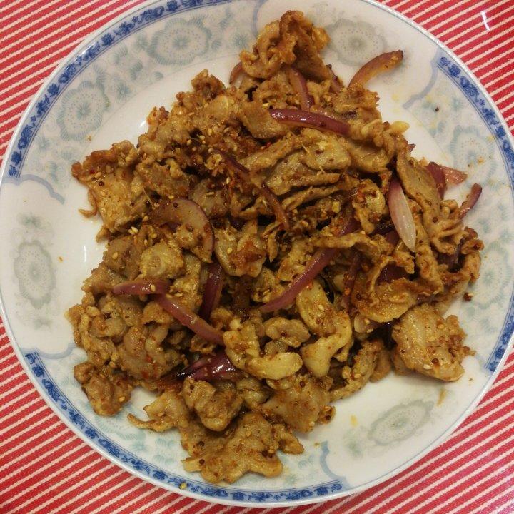 新疆特色
孜然炒烤羊肉