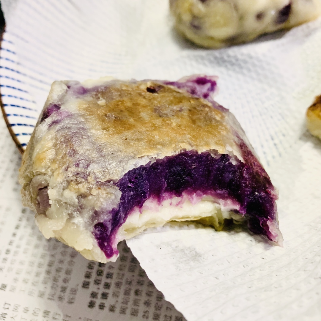 简单，脆皮香香的紫薯饼饼～