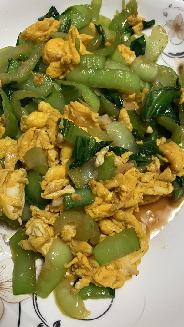 aai怡宝贝做的这么操作油菜炒鸡蛋超好吃