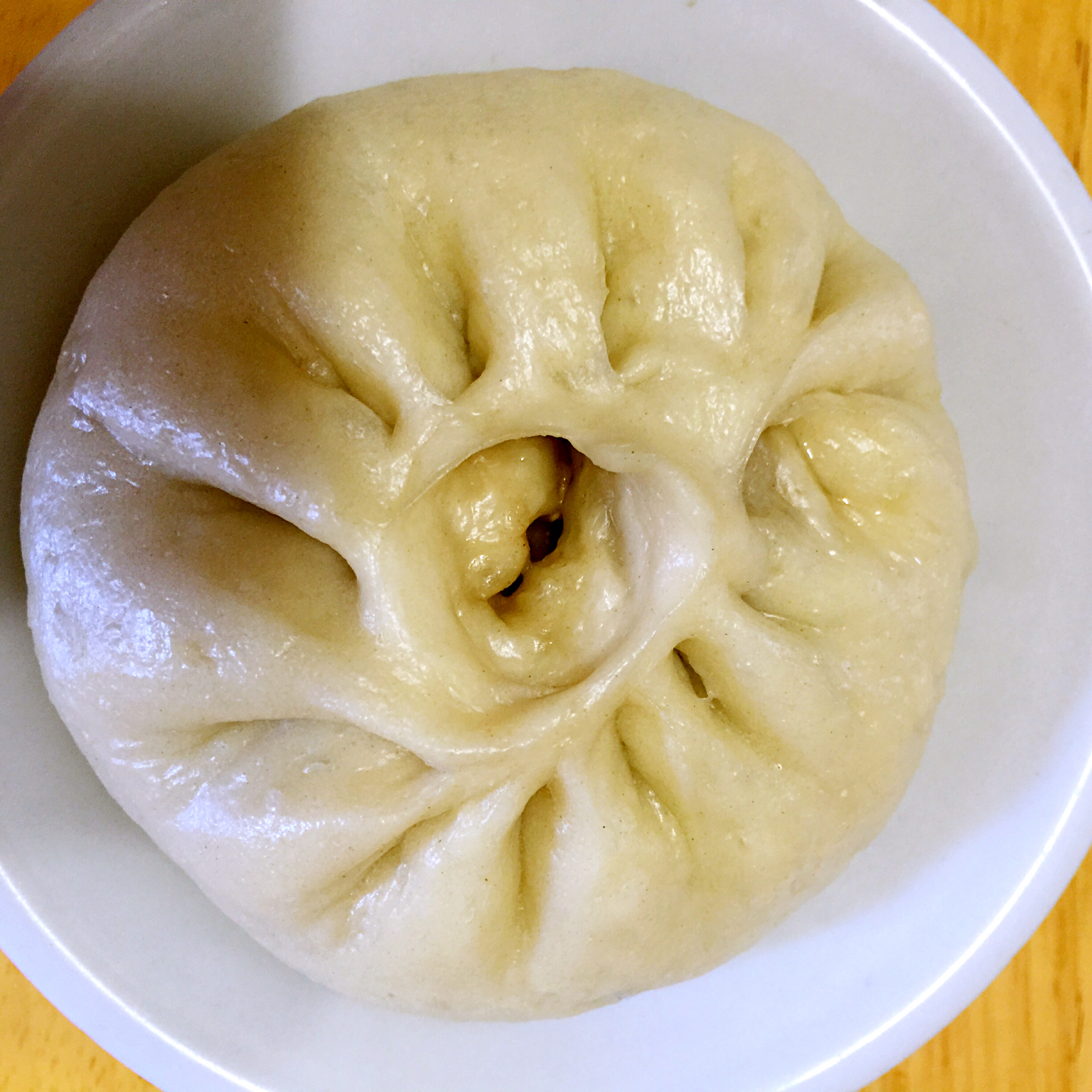 鲜美多汁的洋葱牛肉包子