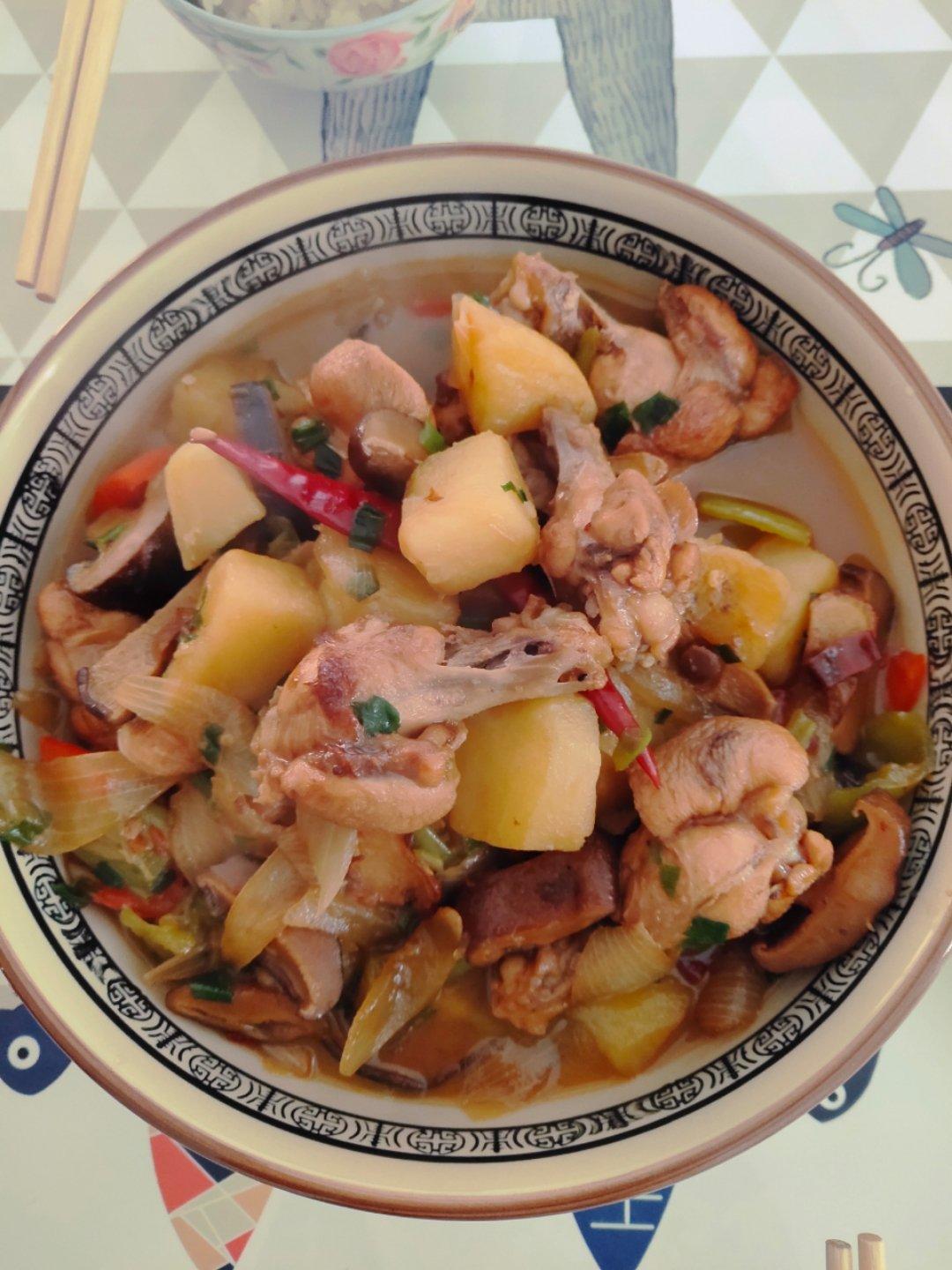 【黄焖鸡米饭】