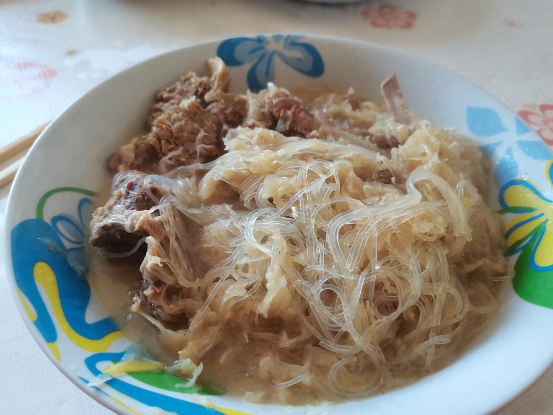 酸菜猪肉炖粉条