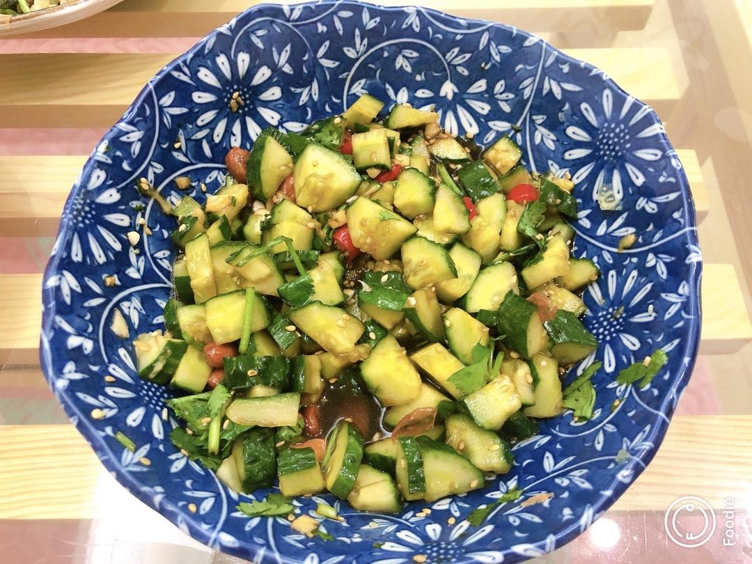 5分钟快手菜，巨开胃的凉拌黄瓜