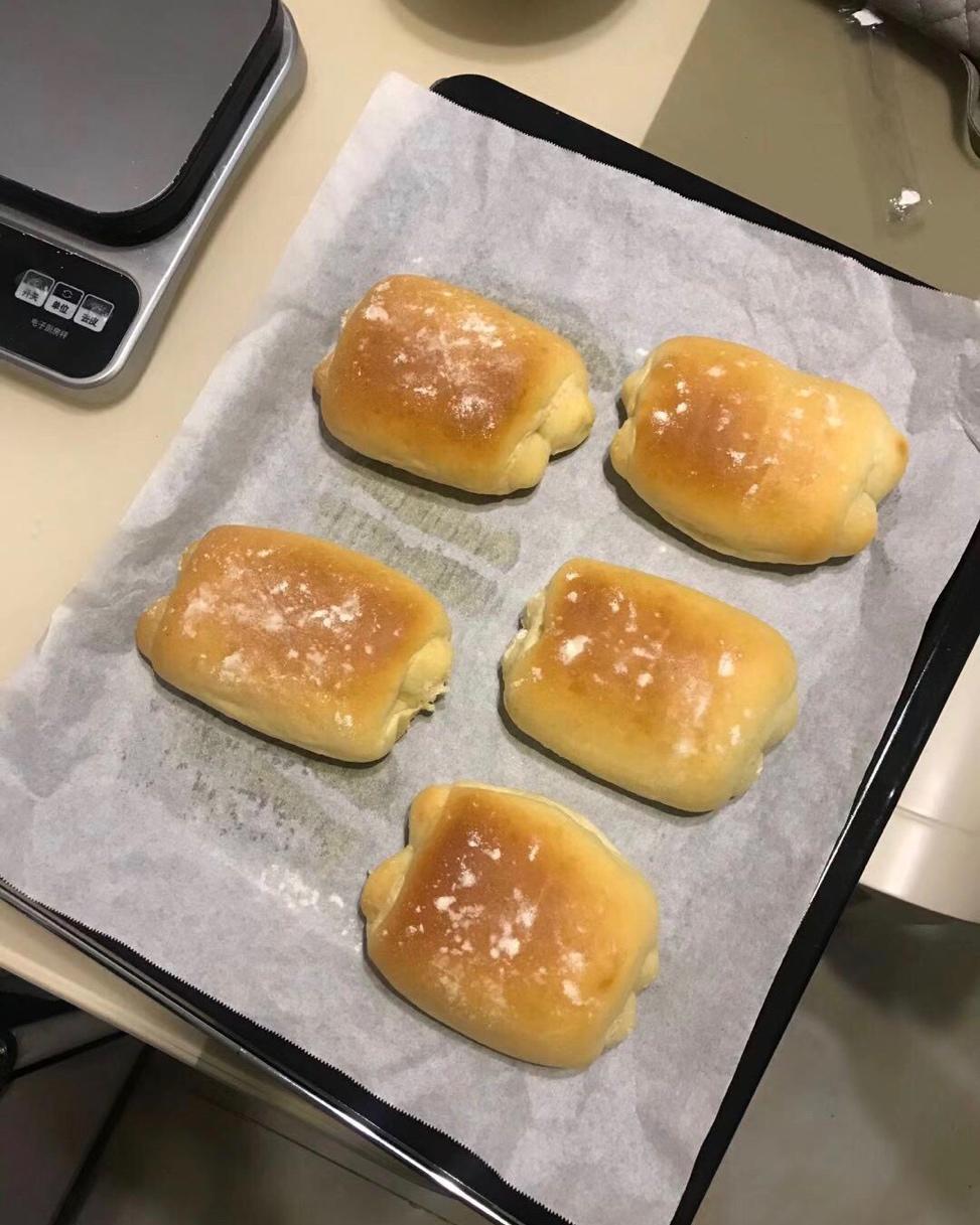 软到不知所措的牛奶卷