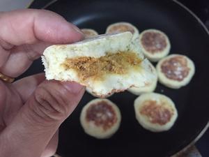 蛋黄肉松淮山饼的做法 步骤7