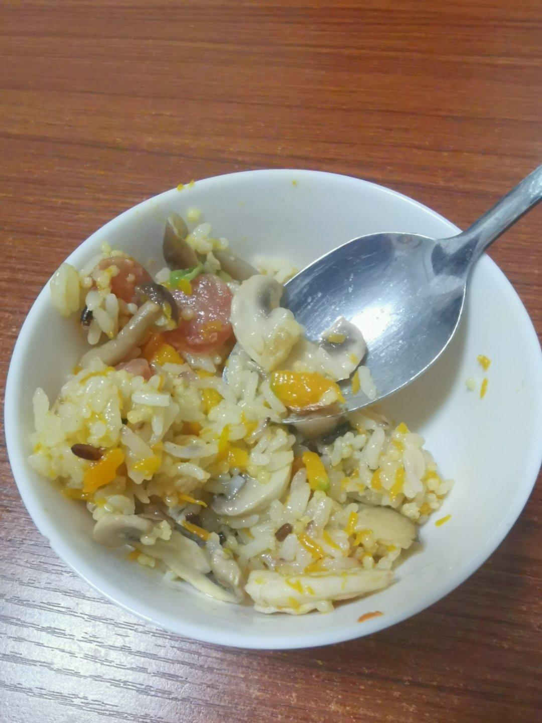 美味到不行的南瓜饭