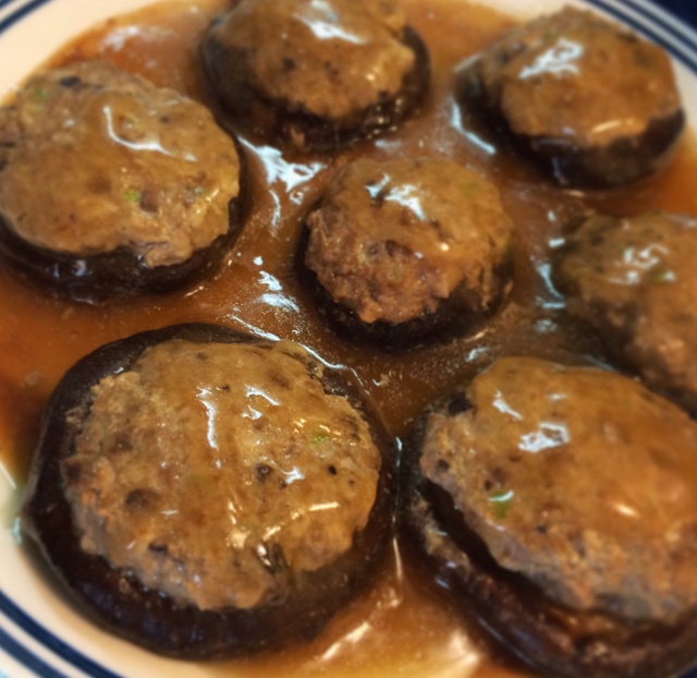 猪肉小葱酿鲜冬菇