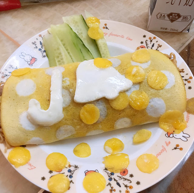 波点蛋包饭