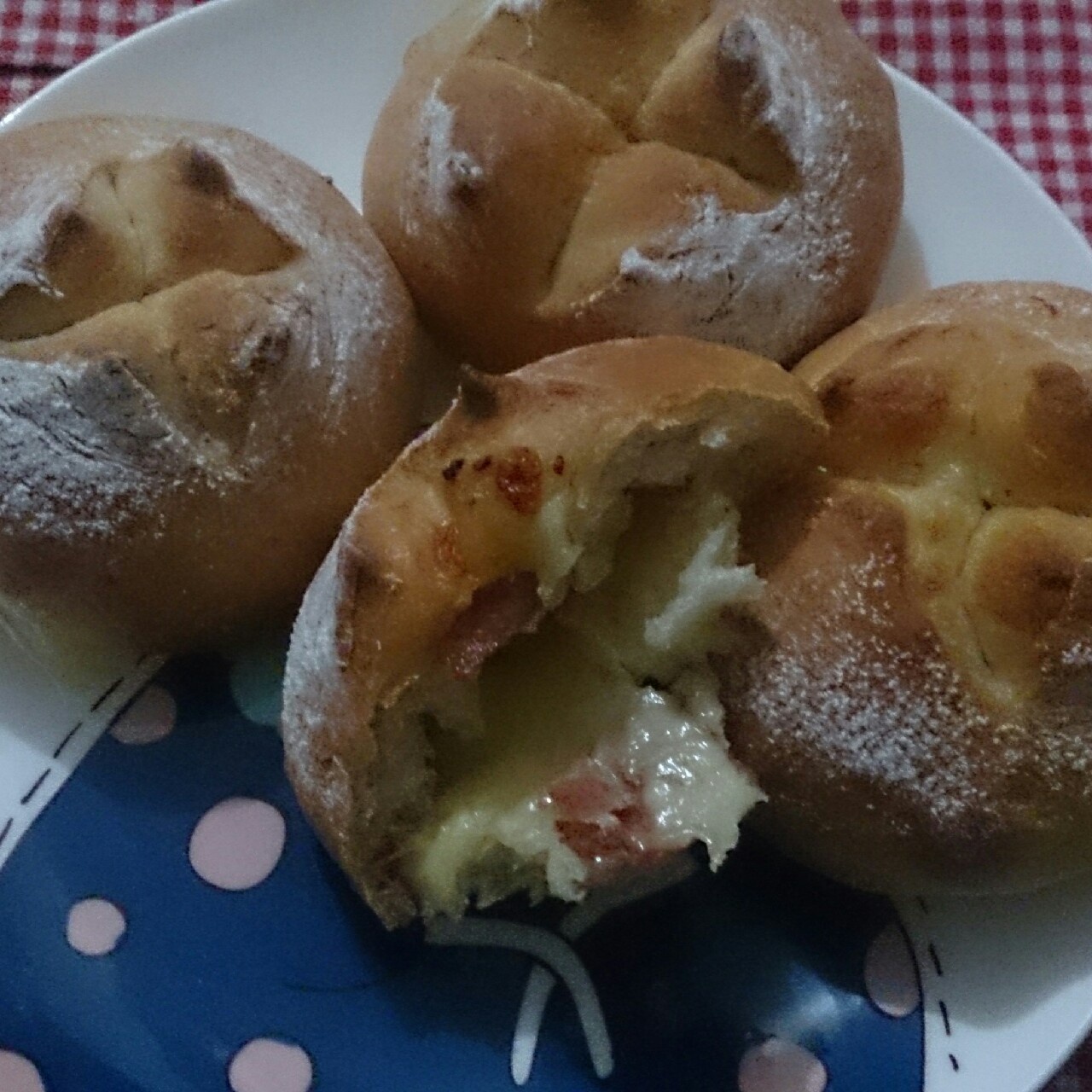 全麦芝士熔岩面包