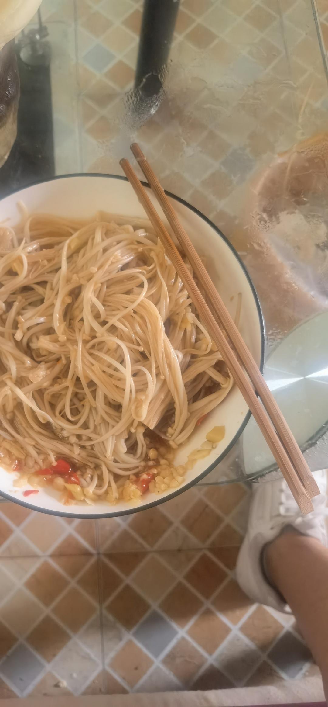 蒜蓉金针菇—健康低脂家常菜