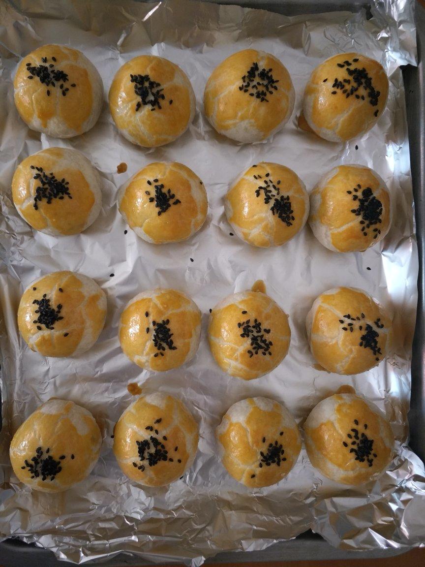 蛋黄酥