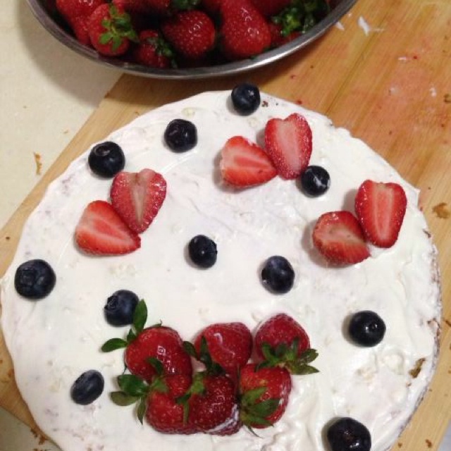 鲜奶油草莓蛋糕