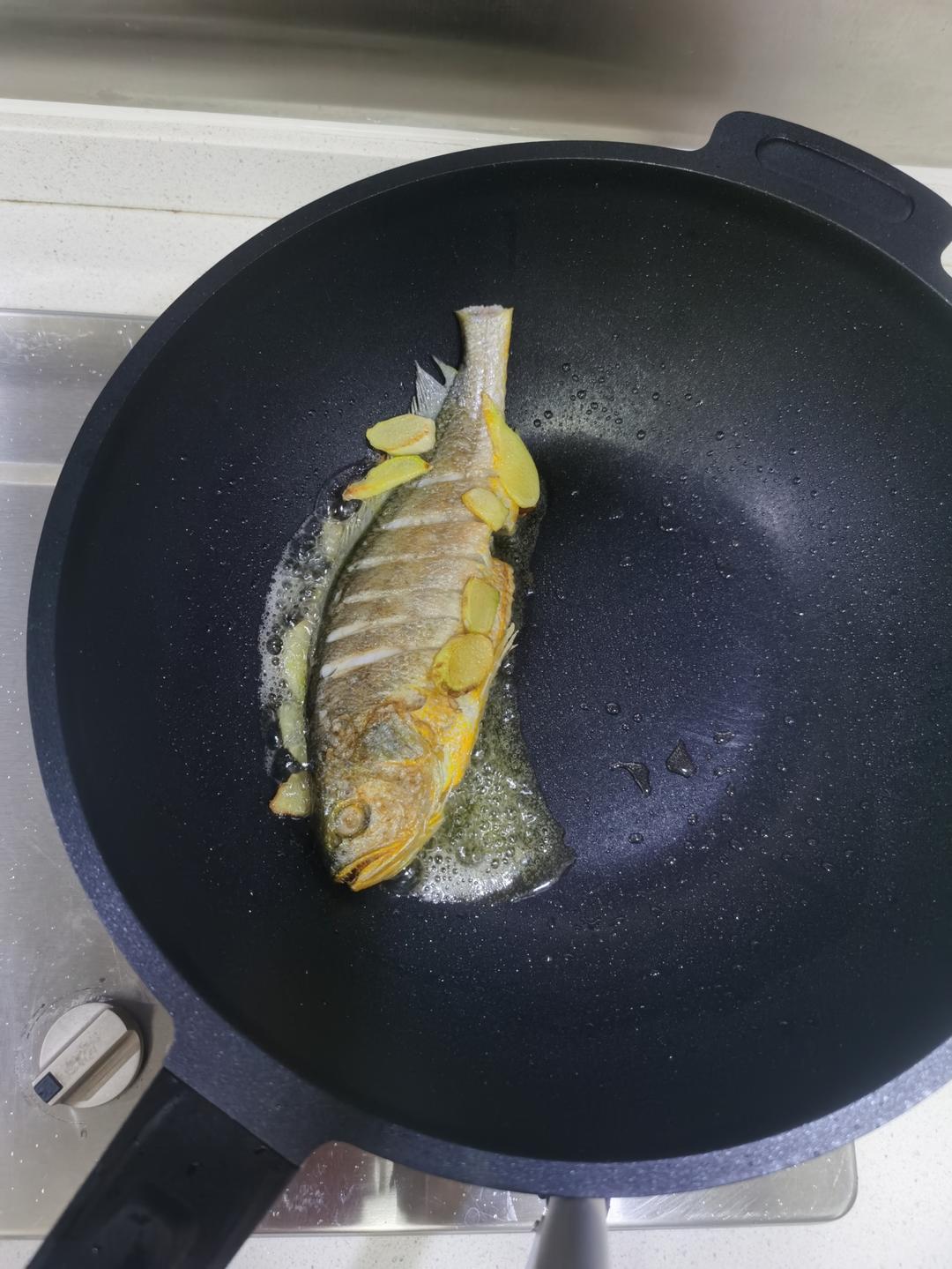 🐟香煎黄花鱼（外焦里嫩技巧）