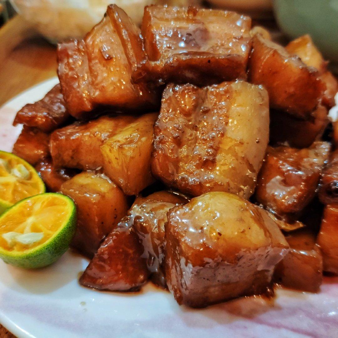 厨师长教你：“红烧肉”的家常做法，肉香四溢肥而不腻
