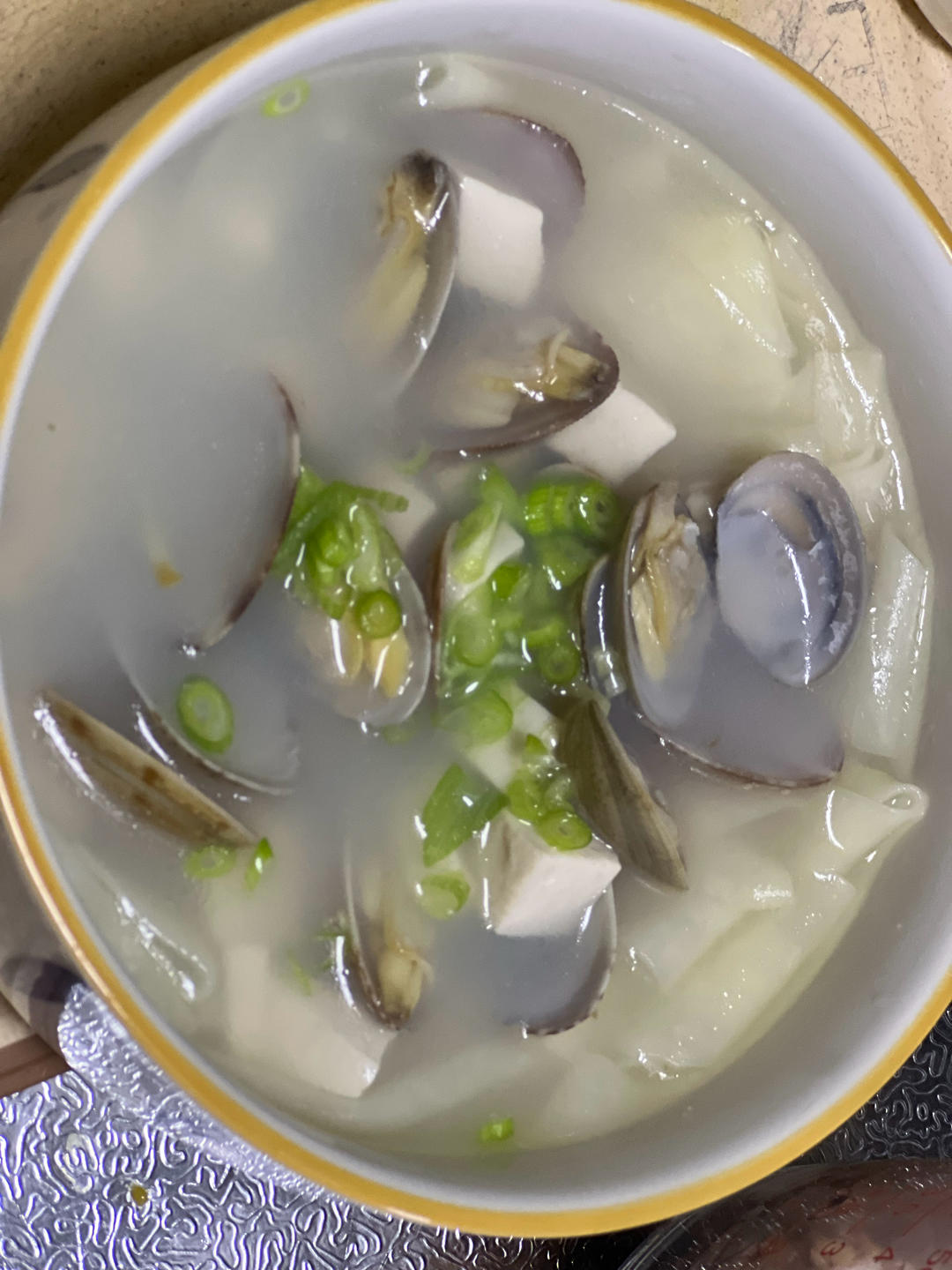 花蛤豆腐汤正确做法，鲜甜好喝，做法很简单