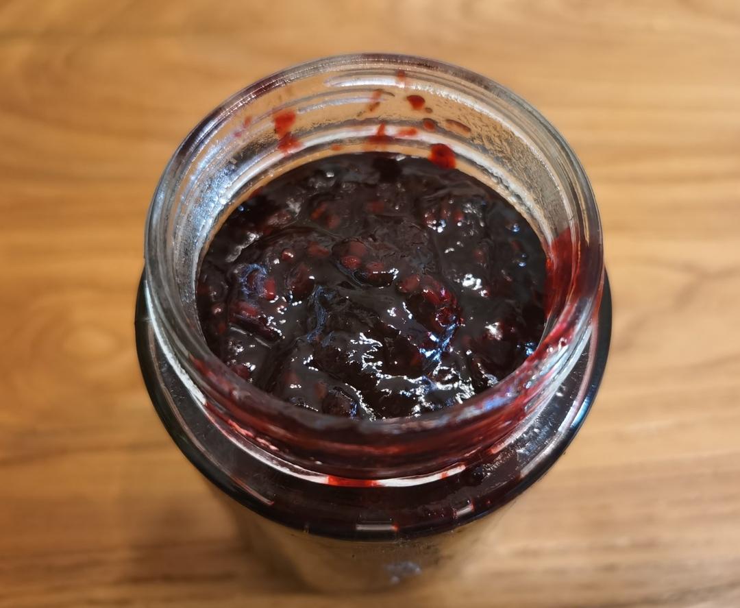 黑莓果酱