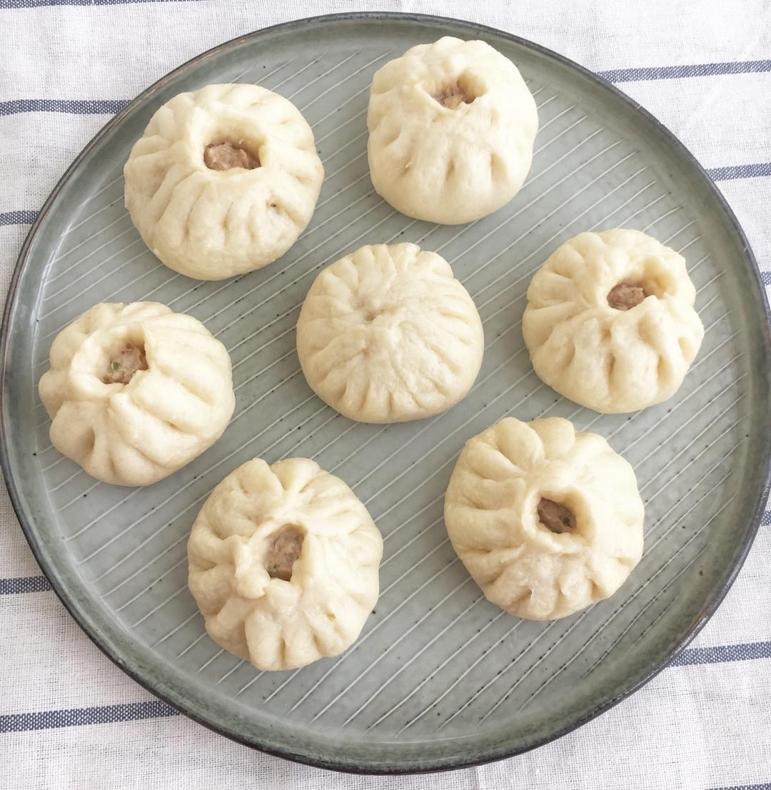 详解鲜肉大包做法。