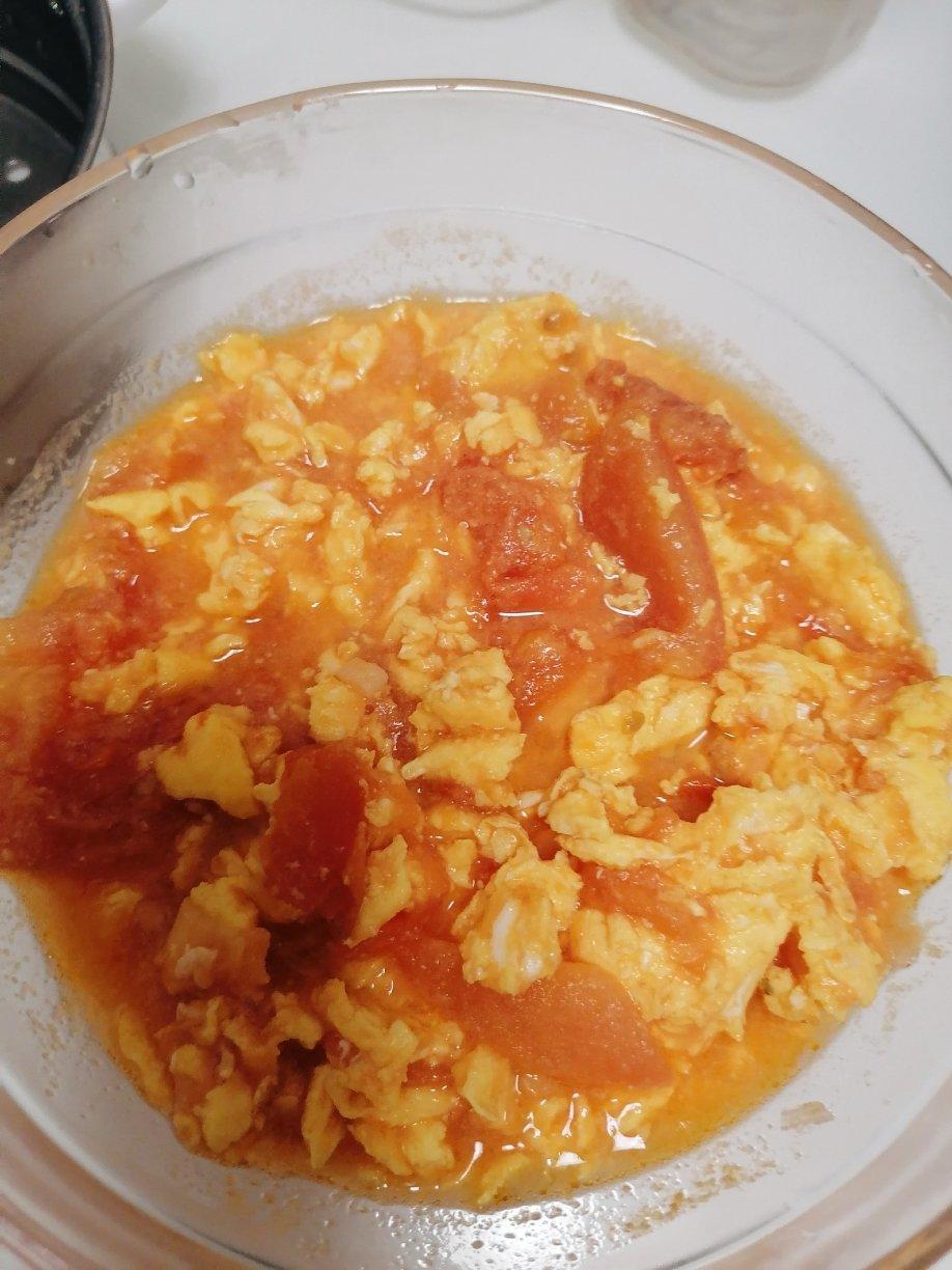 西红柿炒鸡蛋时，多加这一步，鸡蛋香嫩又入味