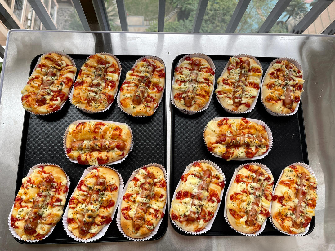 软fufu的经典肉松肠仔包