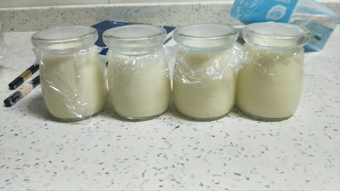 牛奶米布丁如酸奶般的柔滑(剩饭好方法)