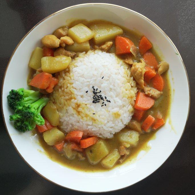 零失败日式咖喱鸡肉饭！！最正宗日本家庭做法！简单又好吃！