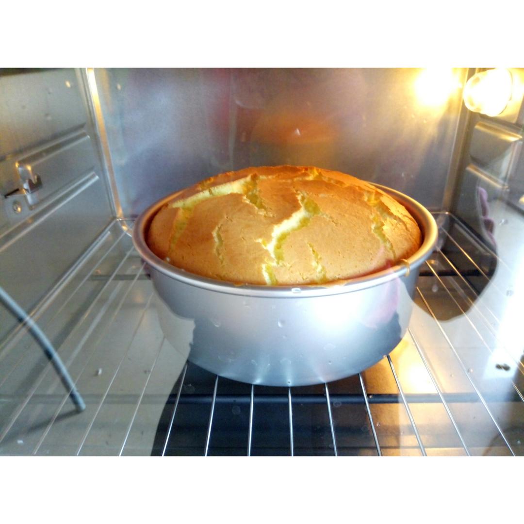 蛋糕的做法（烤箱做戚风蛋糕）