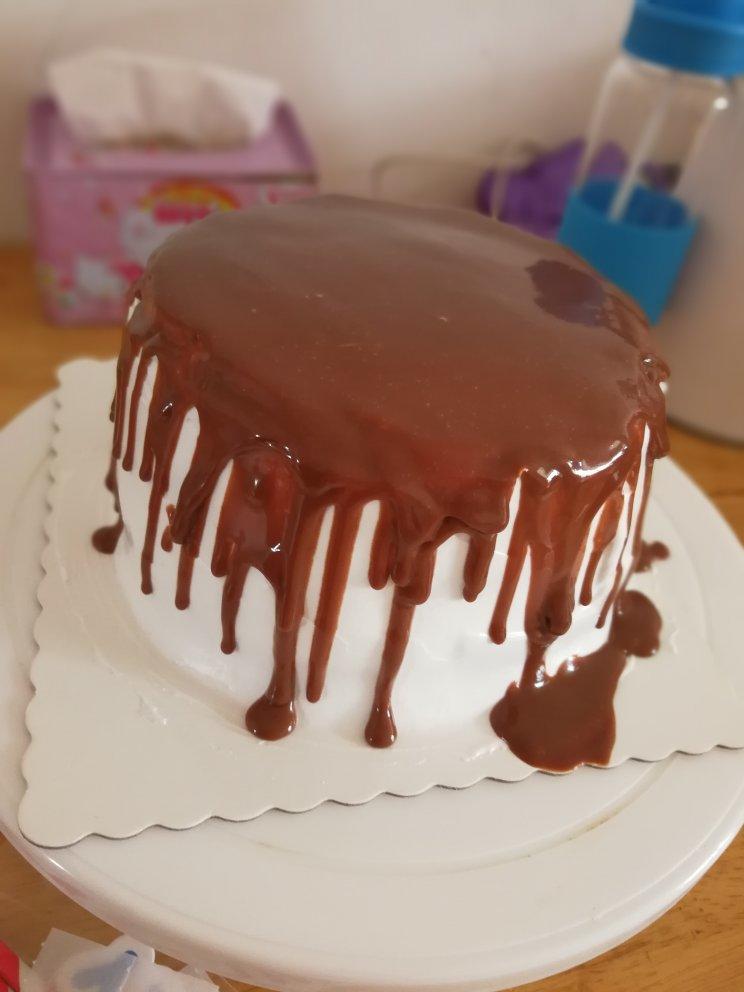 巧克力淋面蛋糕
