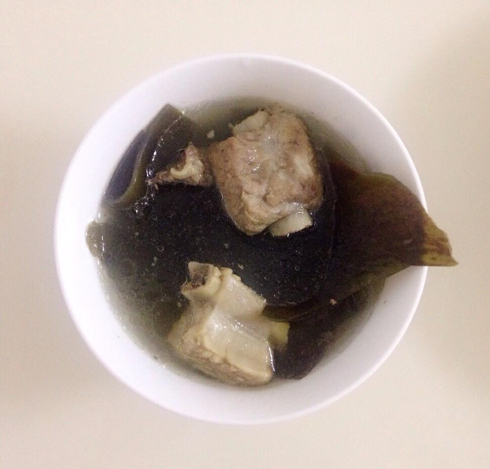 海带排骨汤