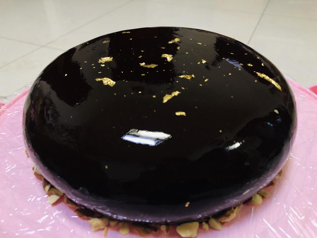 法式巧克力慕斯球球（含巧克力淋面、意式奶冻、芭菲和巧克力海绵底）