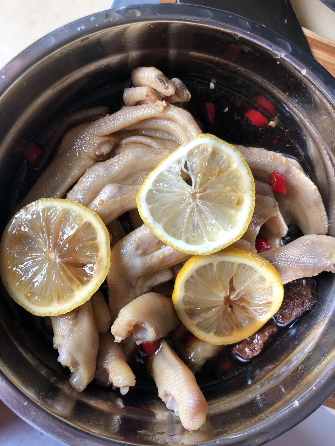 泡鸭脚的做法