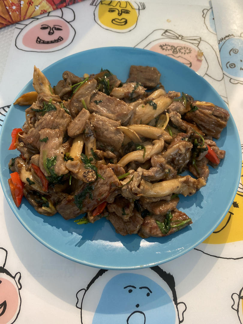平菇牛肉
