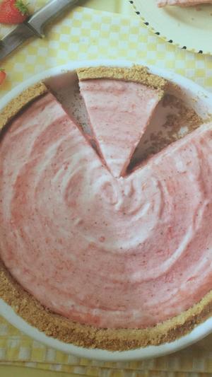 草莓戚风派（strawberry chiffon pie）的做法 步骤7