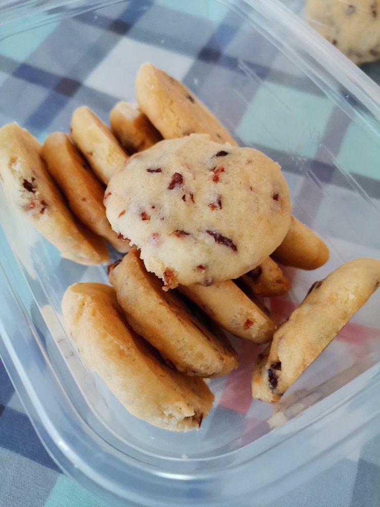 奶香浓郁酸甜酥脆的蔓越莓黄油曲奇