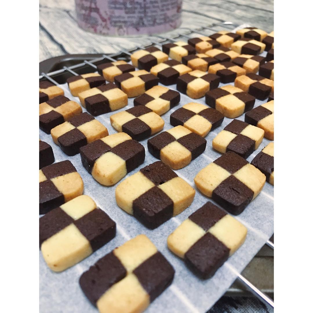 双色小棋格饼干