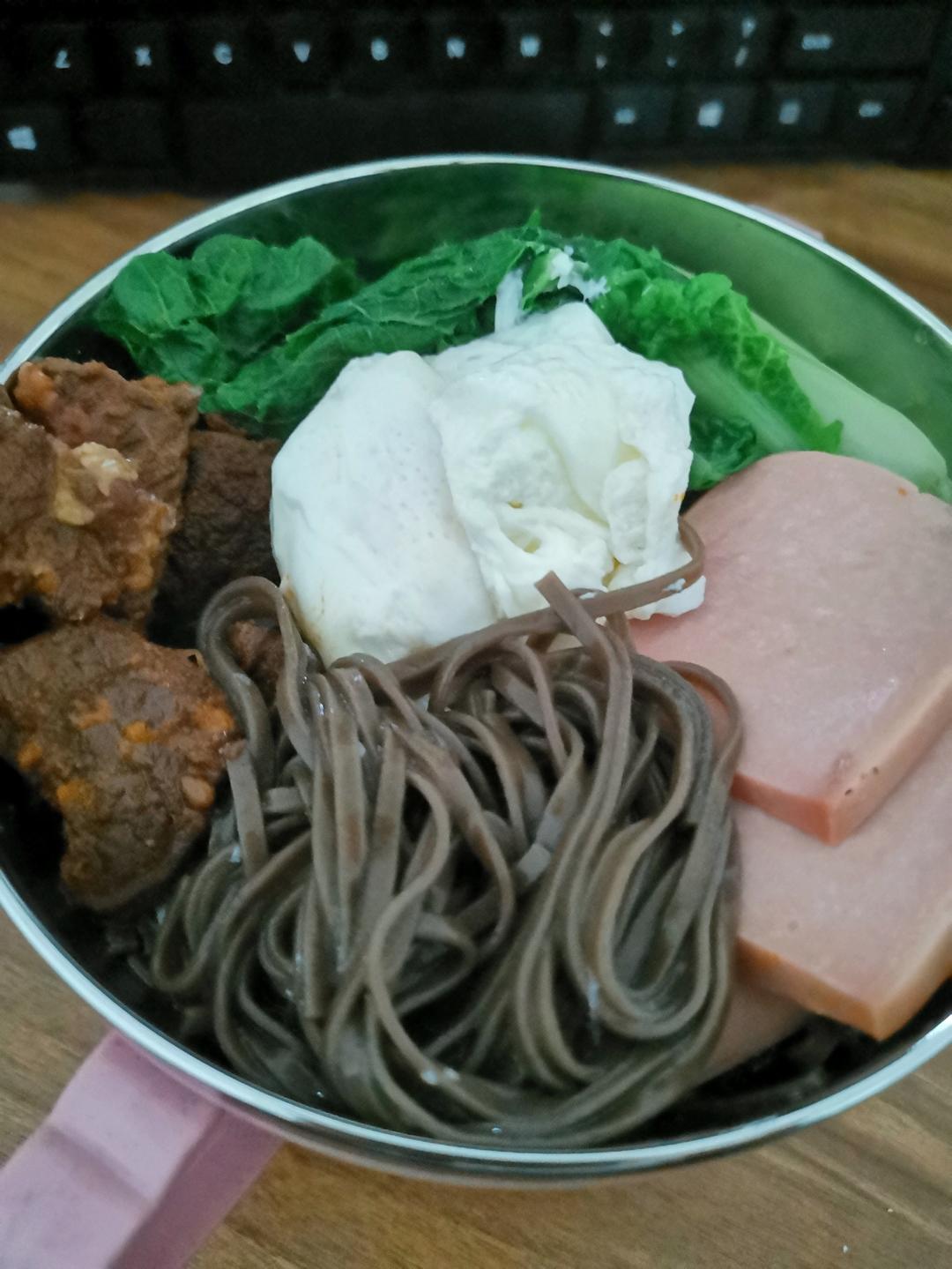 清汤挂面-香而不腻，方便快捷