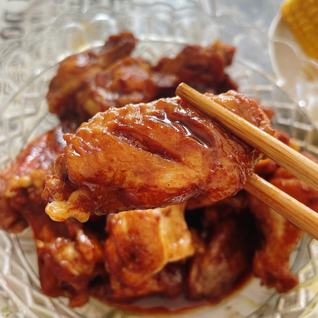 外婆教我的红烧鸡翅·连汤汁都狠好吃！！！
