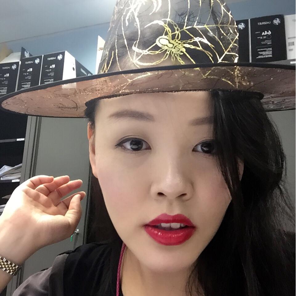 Julia_nxz7