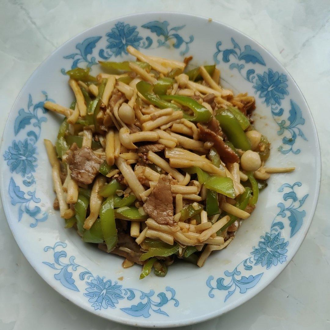 光盘神器海鲜菇炒青椒